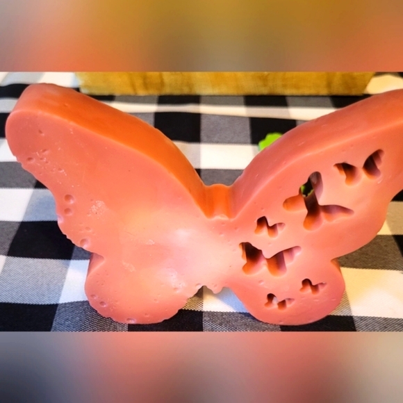 🧼🫧 Vegan Goat Milk Women's Soap 🦋 - Picture 6 of 8